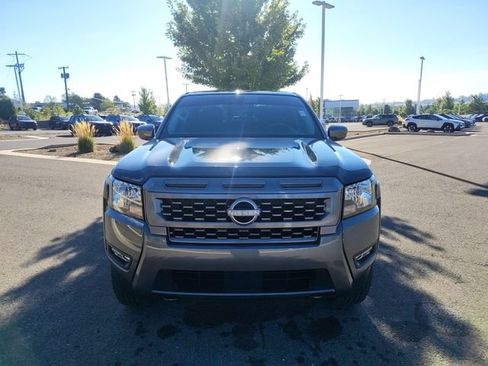 Used 2025 Nissan Frontier SV w/ SV Convenience Package AWD/4WD image 8