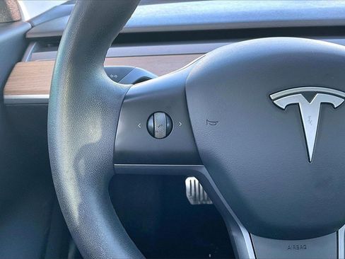 Used 2021 Tesla Model 3 Long Range image 18