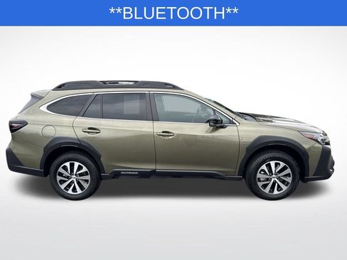 Used 2023 Subaru Outback Premium AWD/4WD image 8