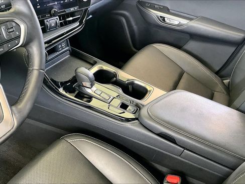 Used 2022 Lexus NX 250 FWD w/ Towing Package (2000 Lbs) image 14