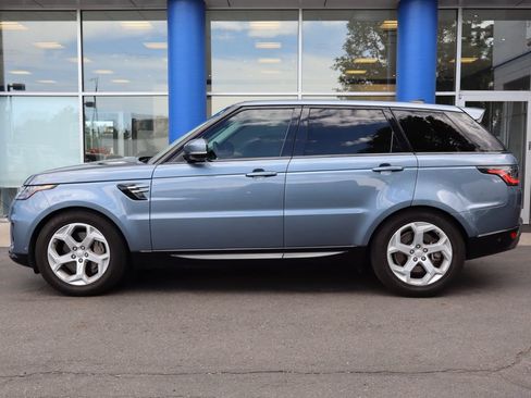 Used 2018 Land Rover Range Rover Sport HSE AWD/4WD image 2