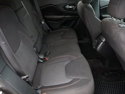 Used 2017 Jeep Cherokee 75th Anniversary image 14