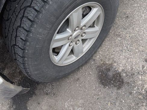 Used 2021 Ford F150 XLT image 5