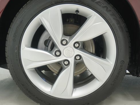 Used 2020 Buick Regal Preferred FWD image 22