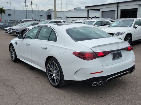 New 2026 Mercedes-Benz E 53 AMG e 4MATIC Sedan image 4