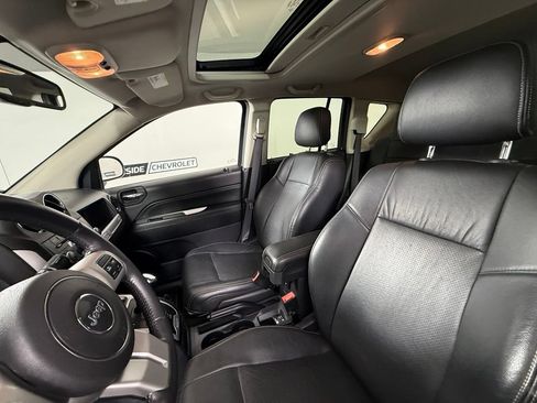 Used 2016 Jeep Compass High Altitude AWD/4WD image 29
