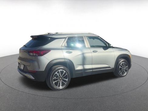 Used 2025 Chevrolet TrailBlazer LT image 14