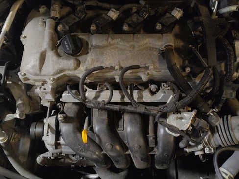 Used 2021 Toyota Corolla LE w/ Carpet Mat Package (TMS) FWD image 30