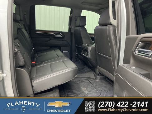 Used 2024 GMC Sierra 2500 Denali w/ Denali Reserve Package AWD/4WD image 13