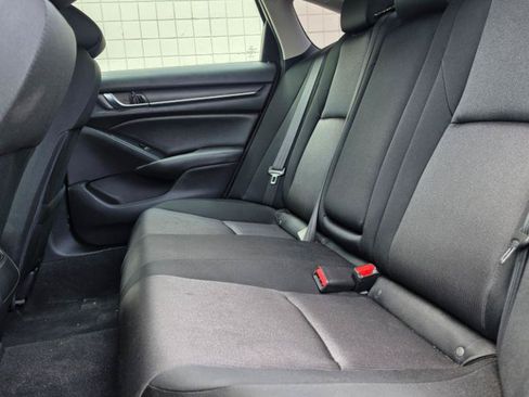 Used 2020 Honda Accord EX image 12
