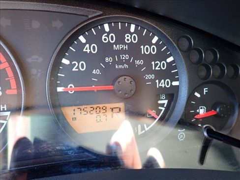Used 2005 Nissan Frontier LE AWD/4WD image 21