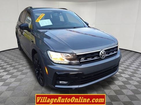 Used 2020 Volkswagen Tiguan SE R-Line image 16