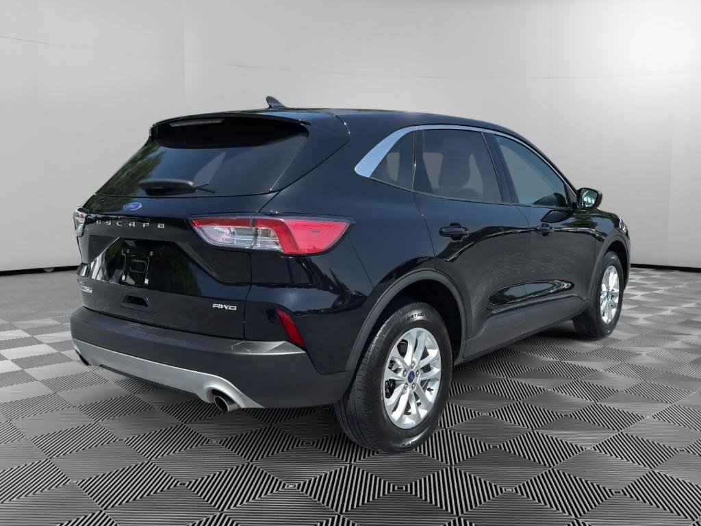 Used 2022 Ford Escape SE w/ Convenience Package AWD/4WD image 4