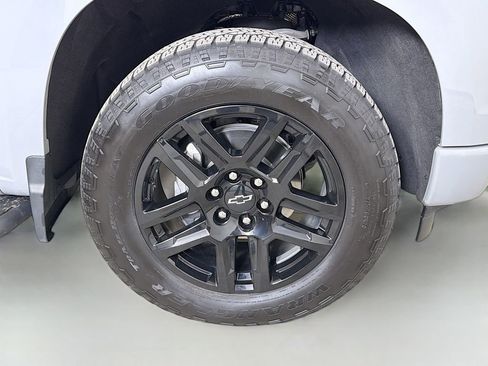 Used 2024 Chevrolet Silverado 1500 RST w/ Convenience Package II AWD/4WD image 28