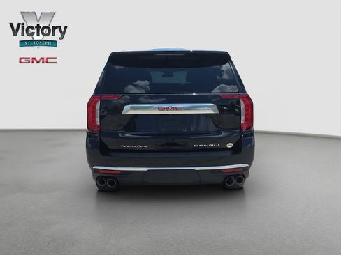 Used 2023 GMC Yukon Denali AWD/4WD image 16