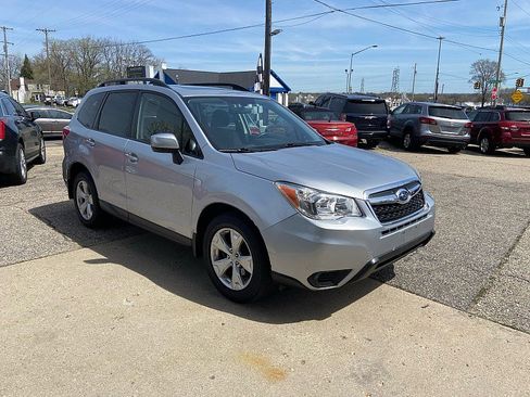 Used 2015 Subaru Forester 2.5i Premium w/ All-Weather Package image 6