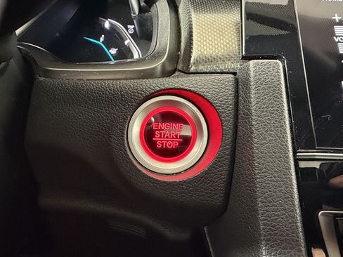 Used 2018 Honda Civic EX image 15