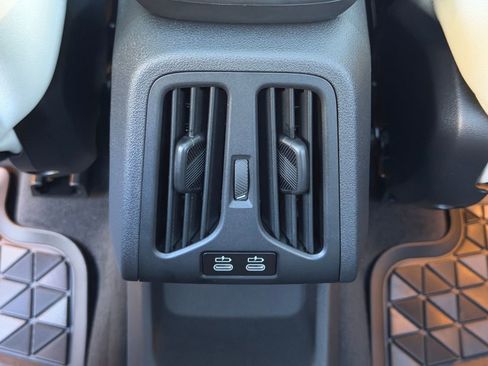 New 2026 BMW X1 xDrive28i w/ Technology Package image 16