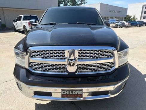 Used 2016 RAM 1500 Laramie w/ Convenience Group AWD/4WD image 3