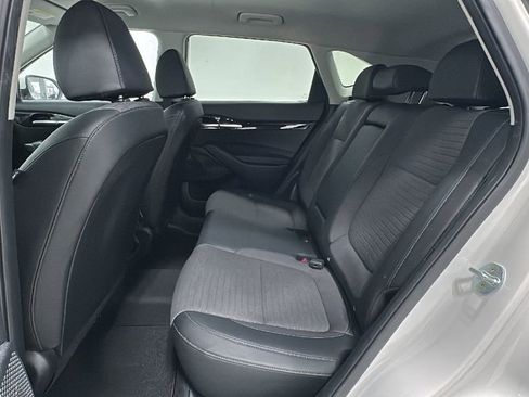 Used 2023 Kia Seltos S w/ Navigation Package image 12