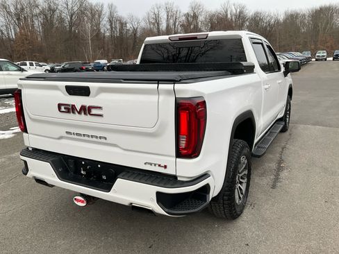 Used 2019 GMC Sierra 1500 AT4 w/ AT4 Premium Package image 3