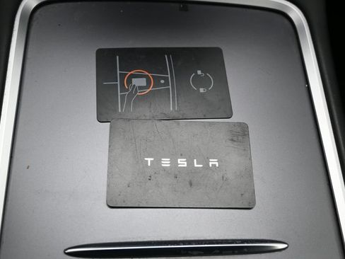 Used 2021 Tesla Model 3 Standard Range Plus RWD image 33