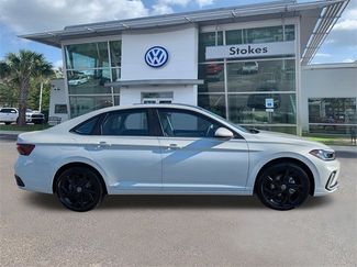 New 2026 Volkswagen Jetta SE video 3