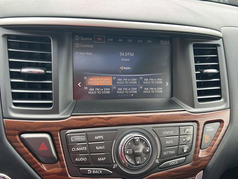Used 2020 Nissan Pathfinder Platinum AWD/4WD image 8
