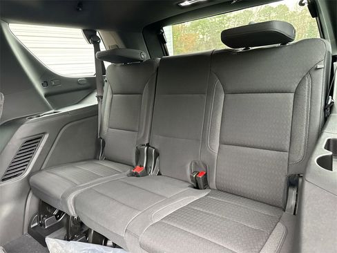 New 2026 Chevrolet Tahoe LS image 29