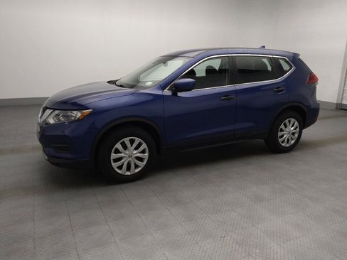 Used 2019 Nissan Rogue S FWD image 2