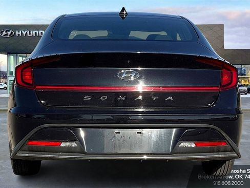 Certified 2023 Hyundai Sonata SE image 4