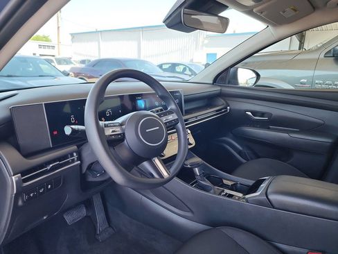 Used 2025 Hyundai Tucson SEL FWD image 15