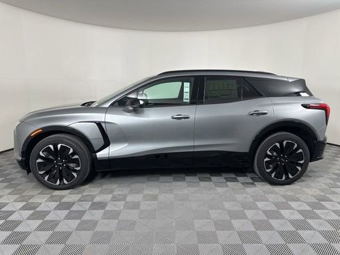 New 2026 Chevrolet Blazer EV RS image 6