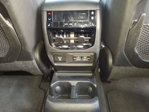 Certified 2024 Jeep Grand Cherokee L Limited w/ Luxury Tech Group II image 12