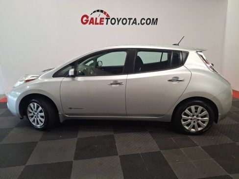 Used 2015 Nissan Leaf S w/ Charge Package FWD image 9