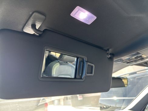 Certified 2022 Volkswagen Tiguan SEL R-Line image 69