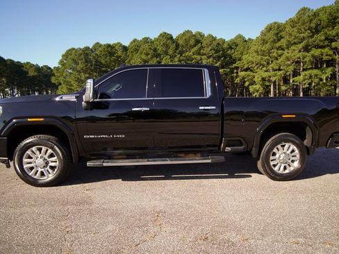 Used 2020 GMC Sierra 2500 Denali w/ Denali Ultimate Package image 6
