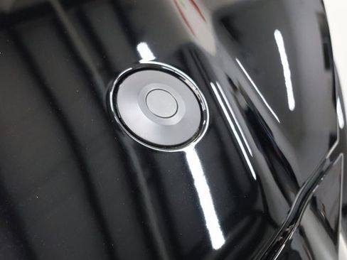 Used 2022 Ford Mustang Shelby GT500 w/ Carbon Fiber Track Pack image 70