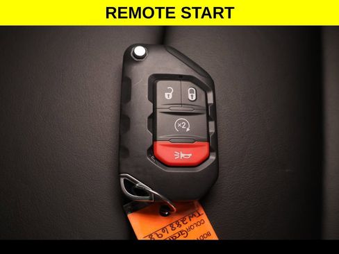 Used 2022 Jeep Gladiator Sport AWD/4WD image 8