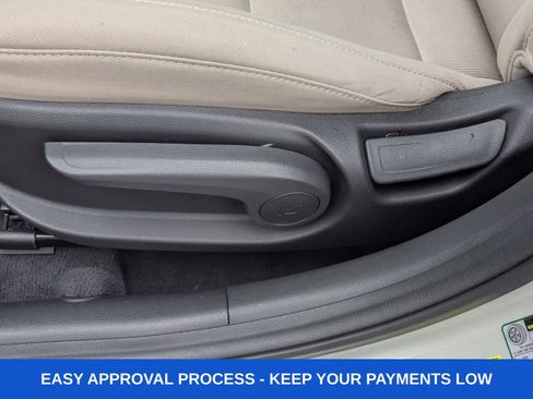 Used 2018 Hyundai Elantra SEL image 19