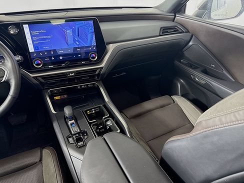 Certified 2024 Lexus TX 350 FWD w/ Technology Package image 25