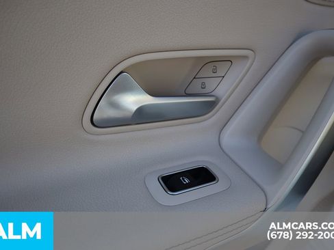 Used 2025 Mercedes-Benz CLA 250 image 23