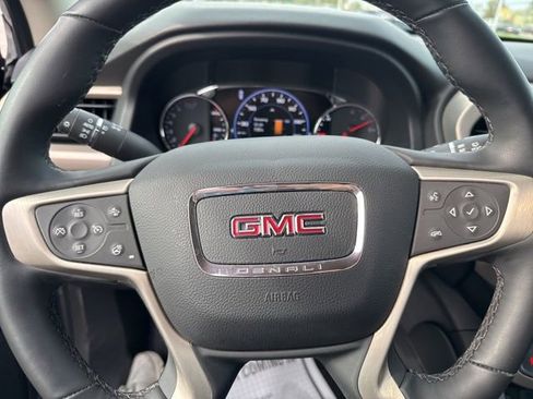 Used 2023 GMC Acadia Denali w/ Denali Ultimate Package image 21