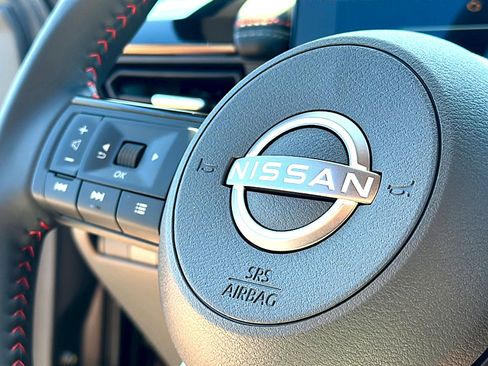 New 2026 Nissan Kicks SR w/ Cold Weather Package FWD image 20
