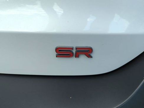 Certified 2025 Nissan Kicks SR FWD image 21