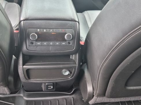 Used 2017 GMC Acadia Limited SLT AWD/4WD image 8