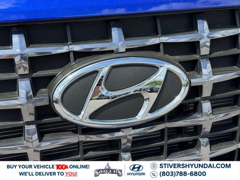 Certified 2025 Hyundai Venue Limited image 8