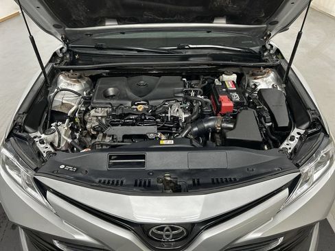 Used 2018 Toyota Camry LE FWD image 23