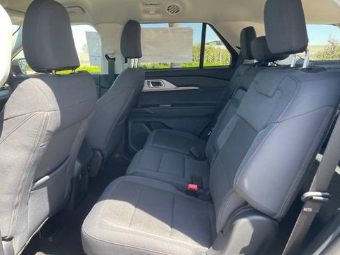 New 2026 Ford Explorer Active RWD image 22