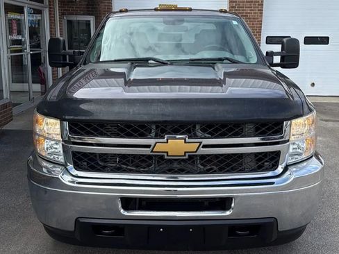 Used 2011 Chevrolet Silverado 3500 W/T image 5
